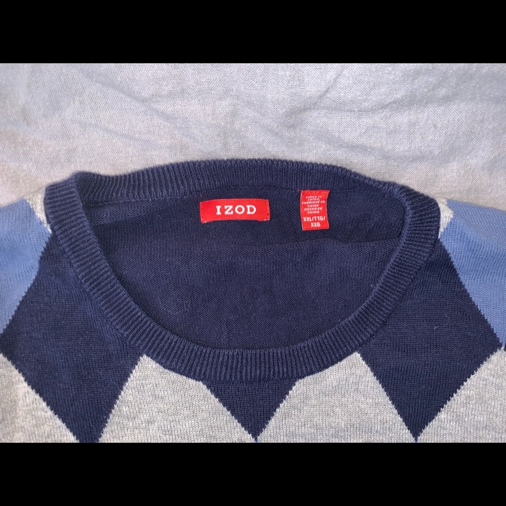 EUC Men’s Argyle Sweater by IZOD